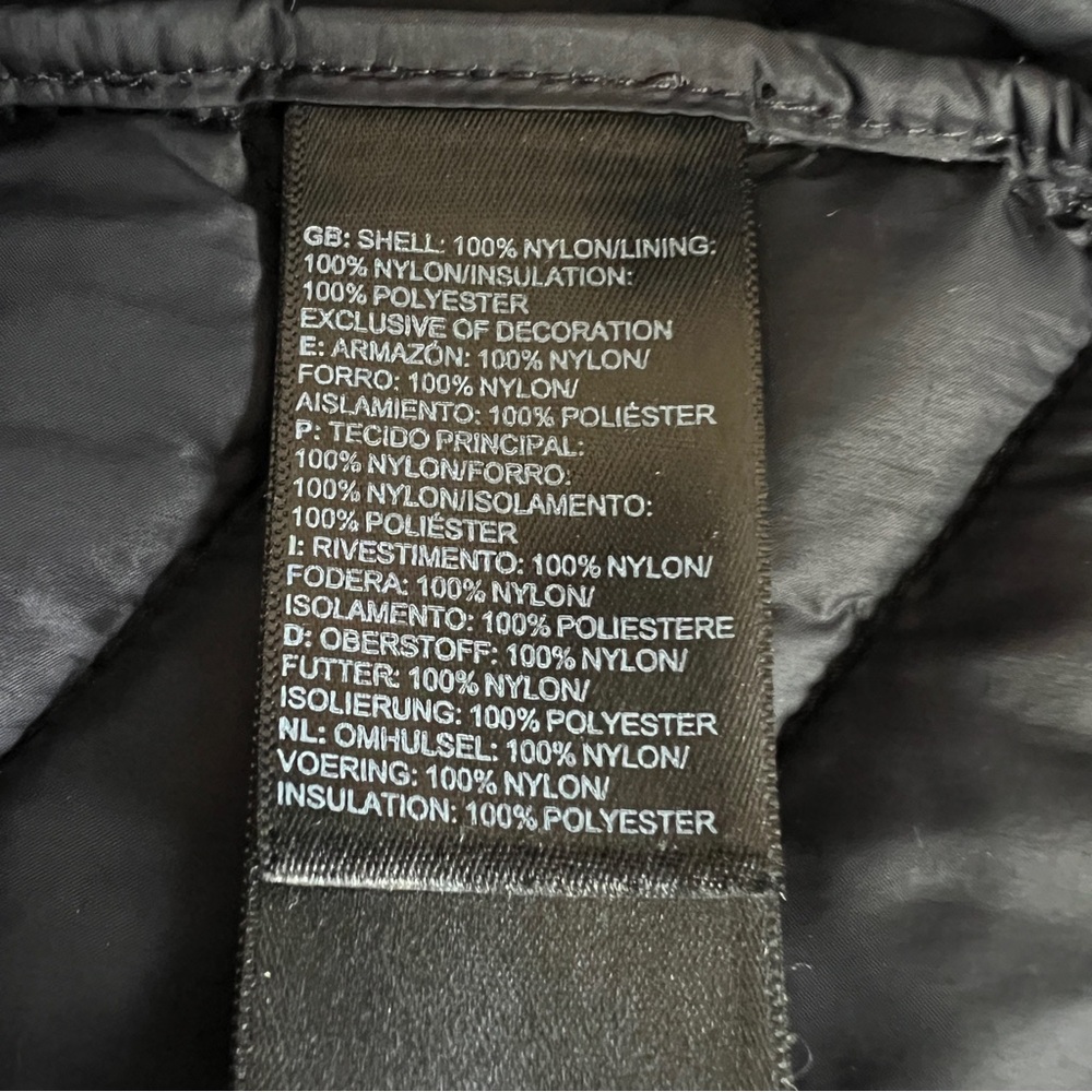 The North Face Black Quilted Insulated Women’s Jacket - Picture 4 of 6